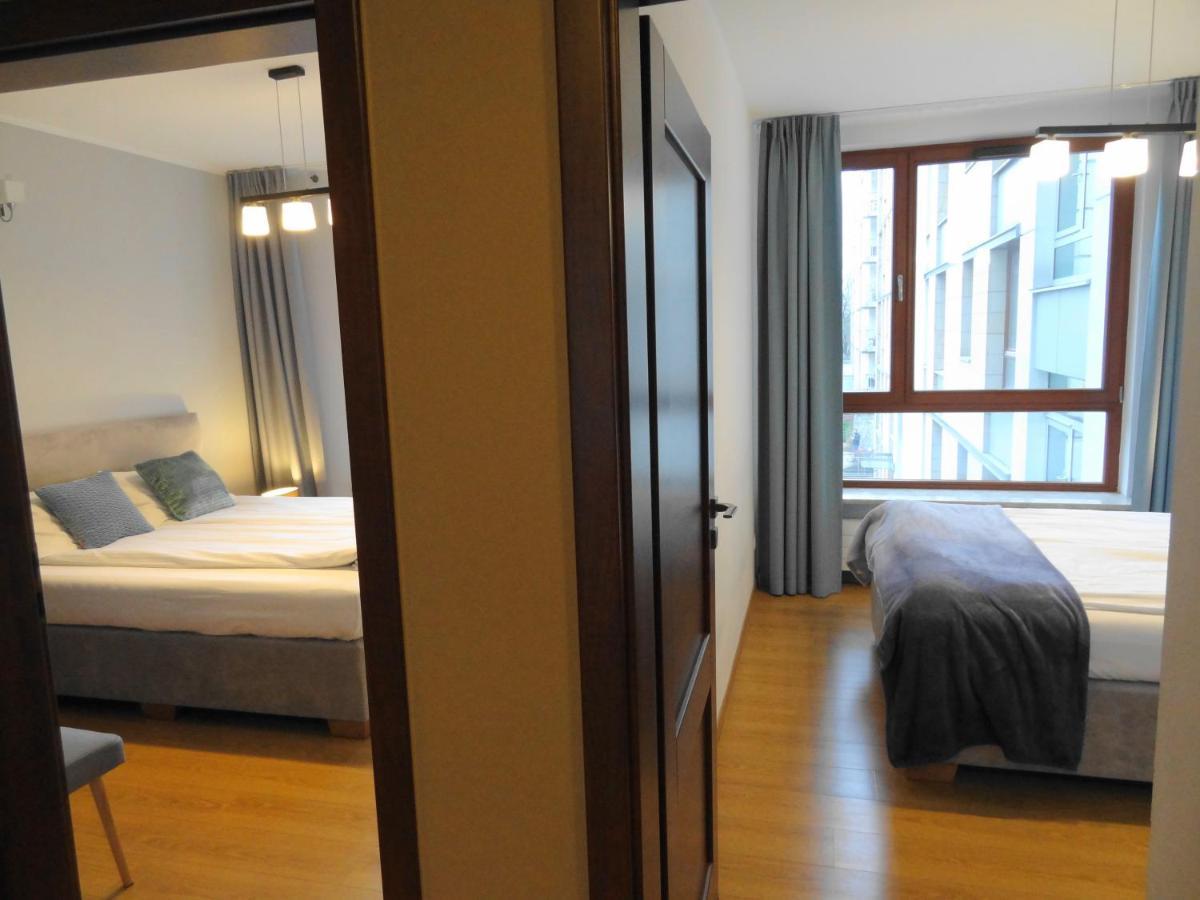 10 Min Do Lotniska, 2 Syp, Ekspres Do Kawy, Kosmetyki Ada, By Visitwarsaw Apartments Extérieur photo